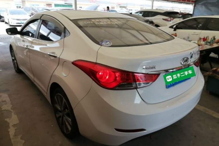 Used Hyundai Elantra (5th Generation / Langdong) 2015 1.6L Automatic Leading Model Exterior 2
