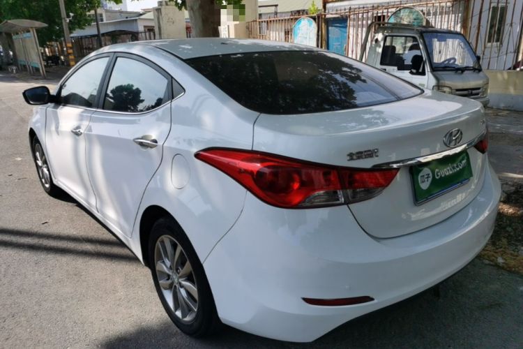 Used Hyundai Elantra (5th Generation / Langdong) 2015 1.6L Manual Leading Model Exterior 2