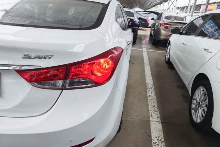 Used Hyundai Elantra (5th Generation / Langdong) 2015 1.6L Automatic Leading Model Exterior 3
