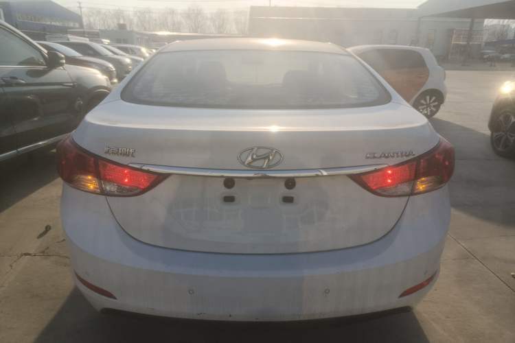 Used Hyundai Elantra (5th Generation / Langdong) 2015 1.6L Automatic Leading Model Exterior 4
