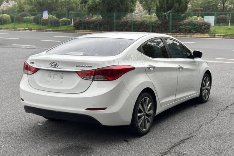 Used Hyundai Elantra (5th Generation / Langdong) 2015 1.6L Automatic Luxury Model Exterior 6