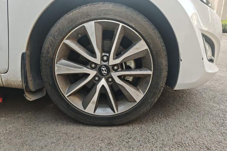 Used Hyundai Elantra (5th Generation / Langdong) 2015 1.6L Automatic Leading Model Exterior 7