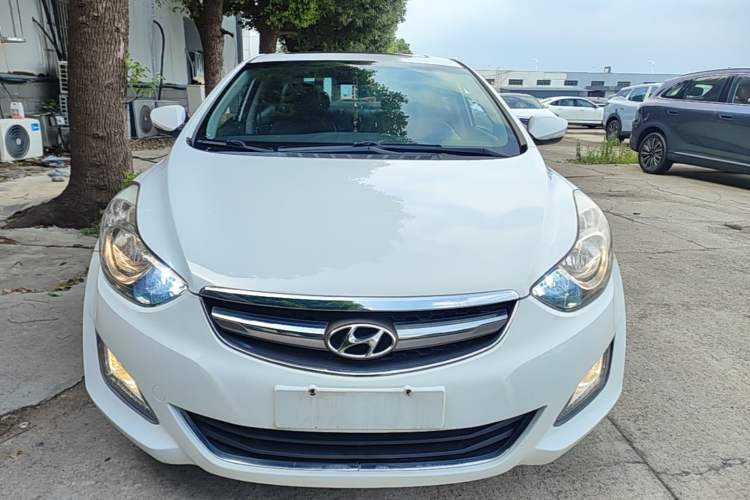 Used Hyundai Elantra (5th Generation / Langdong) 2015 1.6L Automatic Leading Model Front