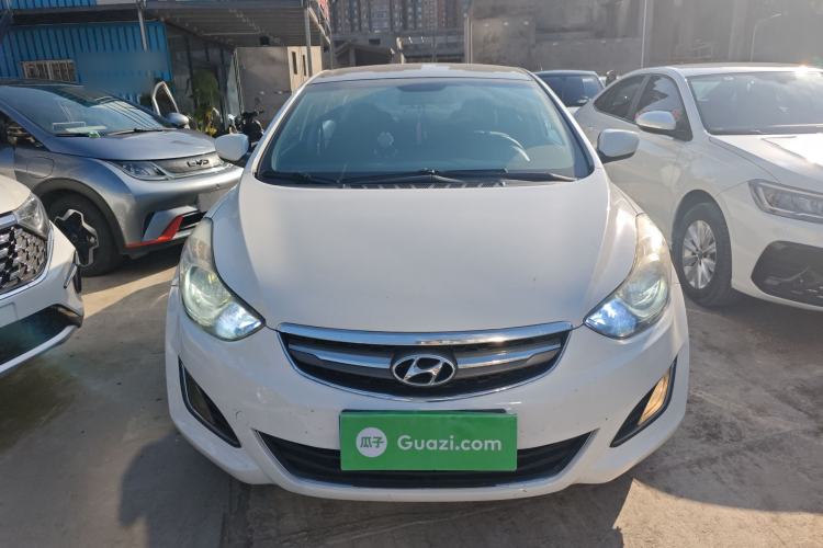 Used Hyundai Elantra (5th Generation / Langdong) 2015 1.6L Automatic Fashion Model Front