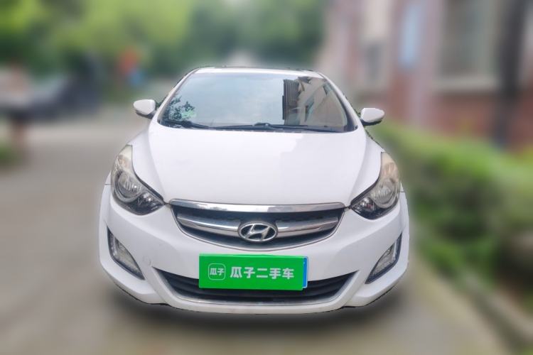 Used Hyundai Elantra (5th Generation / Langdong) 2015 1.6L Automatic Fashion Model Front