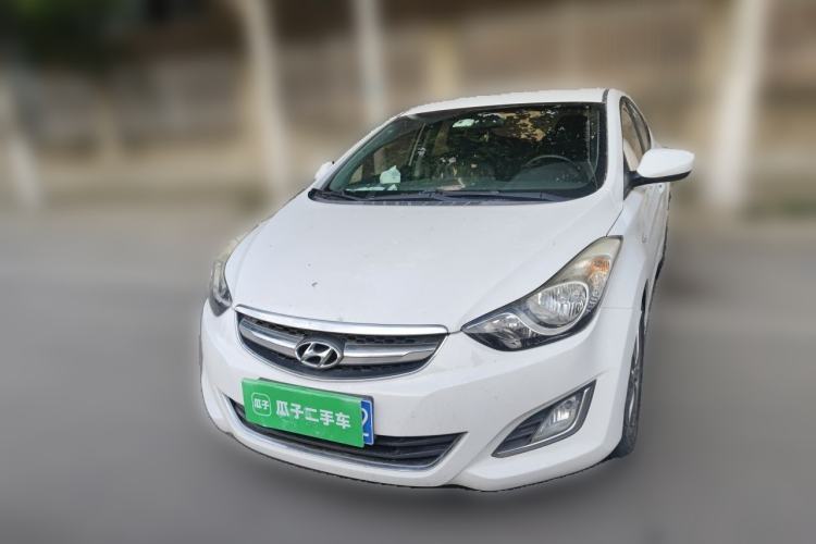 Used Hyundai Elantra (5th Generation / Langdong) 2015 1.6L Automatic Fashion Model Front