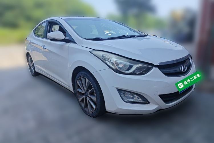 Used Hyundai Elantra (5th Generation / Langdong) 2015 1.6L Automatic Leading Model Front Right 45 Deg