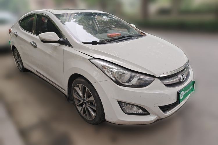 Used Hyundai Elantra (5th Generation / Langdong) 2015 1.6L Automatic Leading Model Front Right 45 Deg