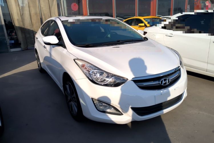 Used Hyundai Elantra (5th Generation / Langdong) 2015 1.6L Automatic Leading Model Front Right 45 Deg