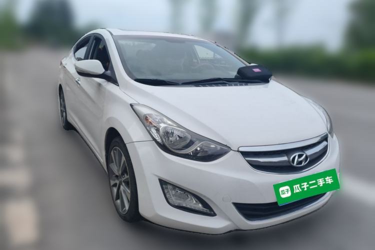Used Hyundai Elantra (5th Generation / Langdong) 2015 1.6L Automatic Leading Model Front Right 45 Deg
