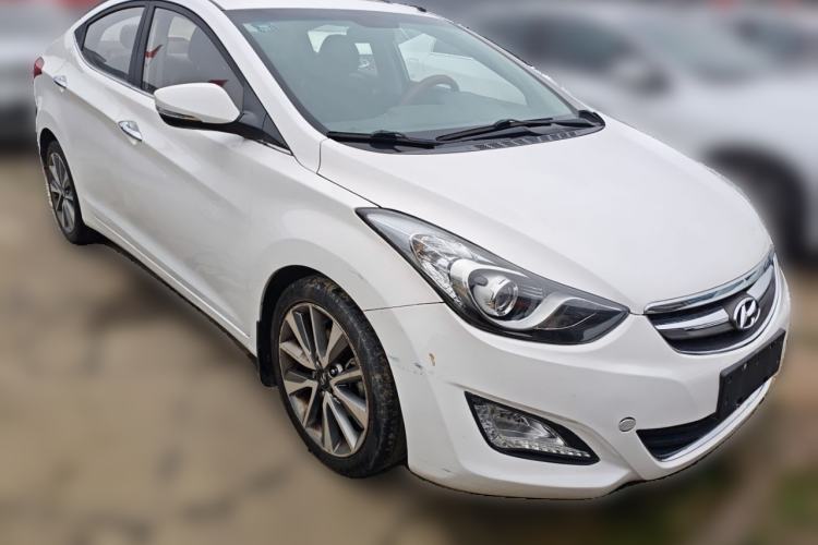 Used Hyundai Elantra (5th Generation / Langdong) 2015 1.6L Automatic Leading Model Front Right 45 Deg