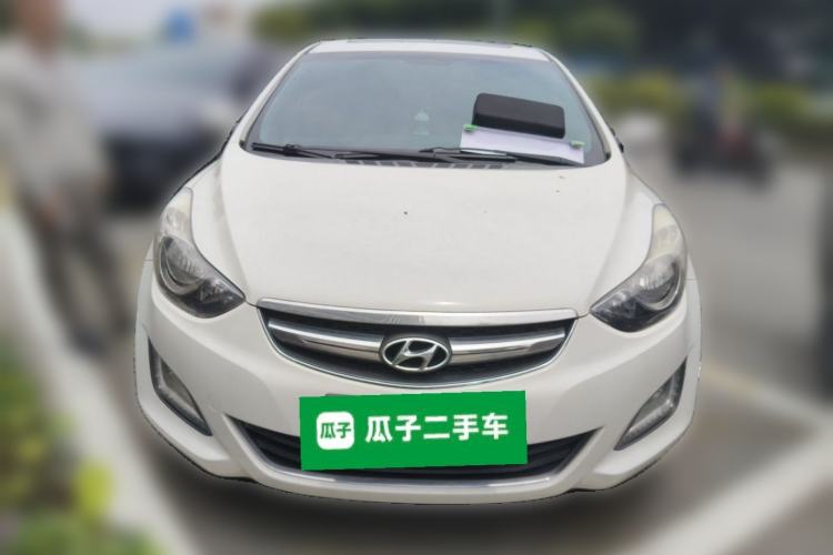 Used Hyundai Elantra (5th Generation / Langdong) 2015 1.6L Manual Leading Model Front Right 45 Deg