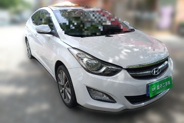 Used Hyundai Elantra (5th Generation / Langdong) 2015 1.6L Automatic Luxury Model Front Right 45 Deg