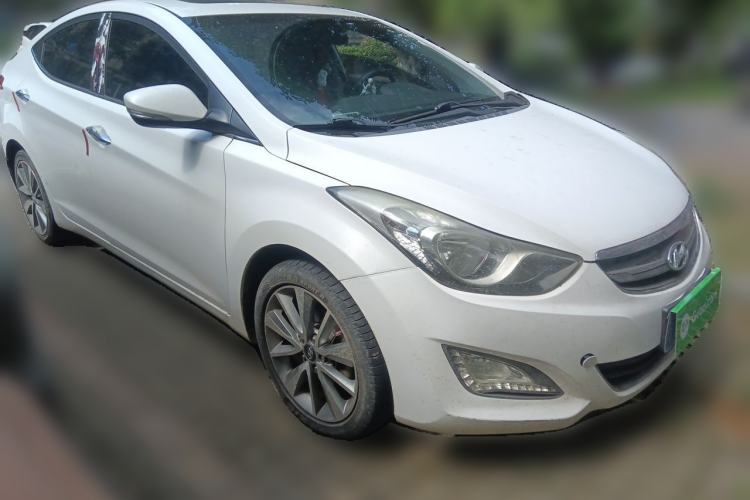 Used Hyundai Elantra (5th Generation / Langdong) 2015 1.6L Automatic Leading Model Front Right 45 Deg