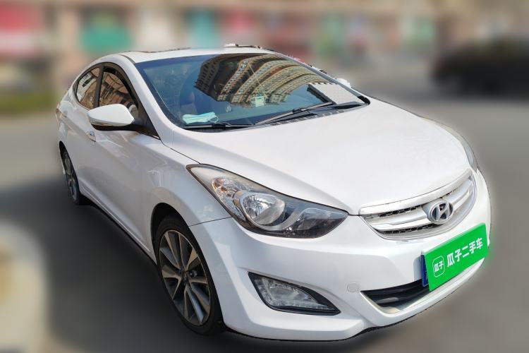 Used Hyundai Elantra (5th Generation / Langdong) 2015 1.6L Automatic Leading Model Front Right 45 Deg