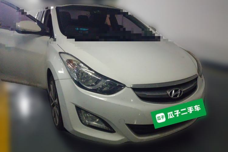 Used Hyundai Elantra (5th Generation / Langdong) 2015 1.6L Automatic Leading Model Front Right 45 Deg