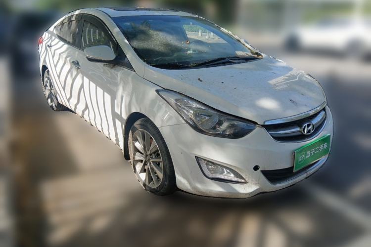 Used Hyundai Elantra (5th Generation / Langdong) 2015 1.6L Automatic Luxury Model Front Right 45 Deg