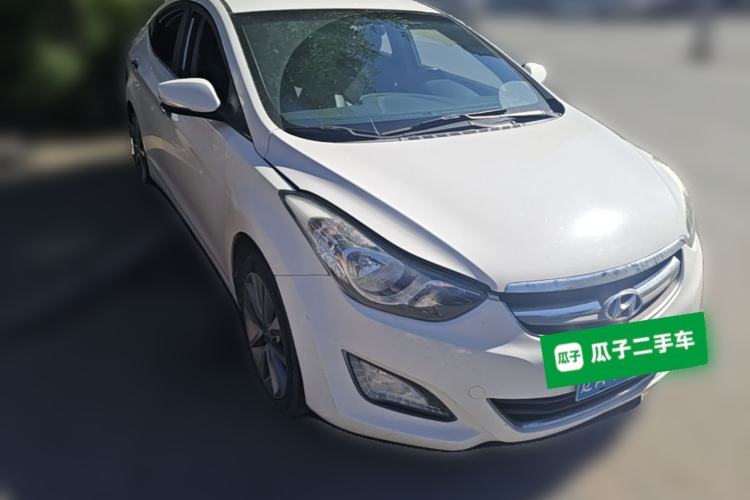 Used Hyundai Elantra (5th Generation / Langdong) 2015 1.6L Automatic Luxury Model Front Right 45 Deg