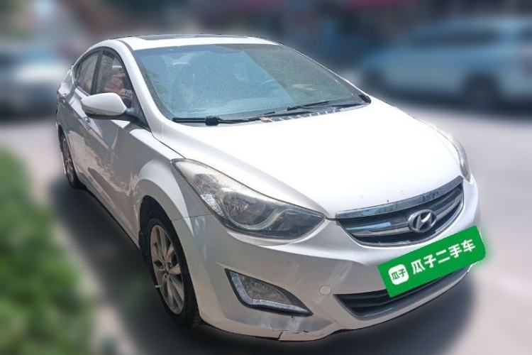 Used Hyundai Elantra (5th Generation / Langdong) 2015 1.6L Manual Leading Model Front Right 45 Deg