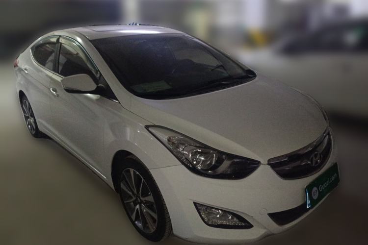 Used Hyundai Elantra (5th Generation / Langdong) 2015 1.6L Automatic Leading Model Front Right 45 Deg