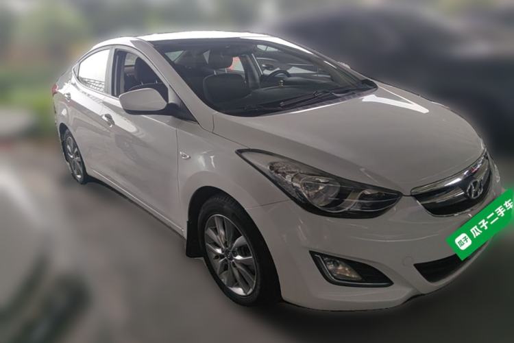 Used Hyundai Elantra (5th Generation / Langdong) 2015 1.6L Automatic Leading Model Front Right 45 Deg