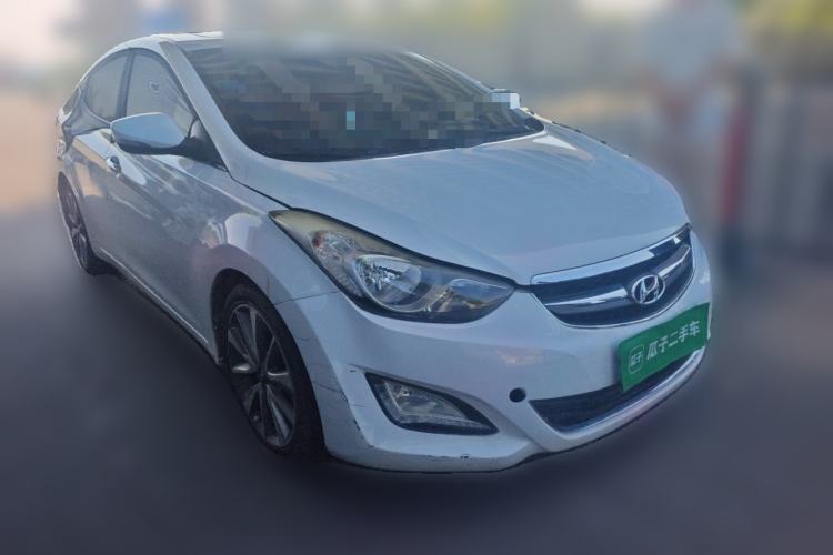 Used Hyundai Elantra (5th Generation / Langdong) 2015 1.6L Automatic Leading Model Front Right 45 Deg