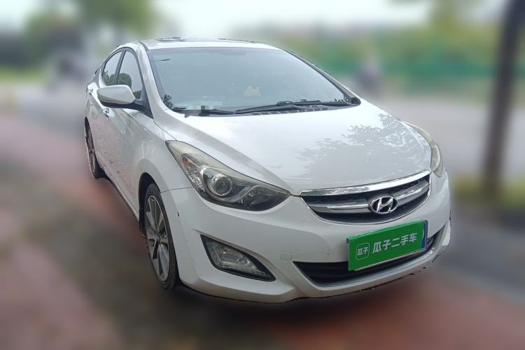 Used Hyundai Elantra (5th Generation / Langdong) 2015 1.6L Automatic Leading Model Front Right 45 Deg
