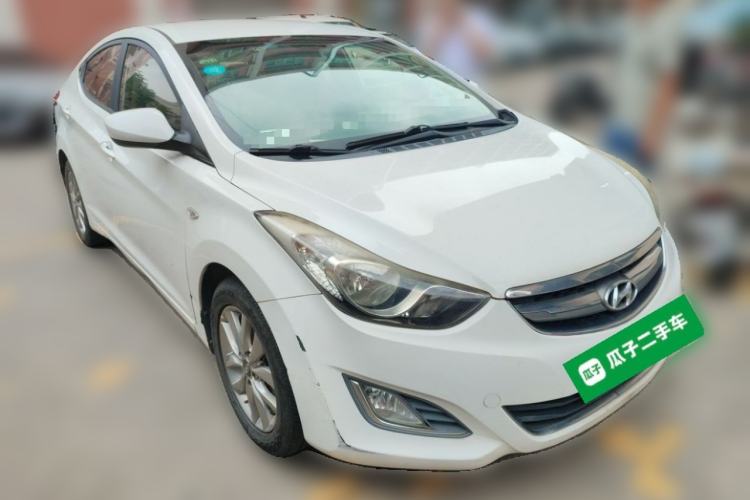 Used Hyundai Elantra (5th Generation / Langdong) 2015 1.6L Automatic Fashion Model Front Right 45 Deg