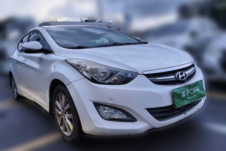 Used Hyundai Elantra (5th Generation / Langdong) 2015 1.6L Manual Leading Model Front Right 45 Deg