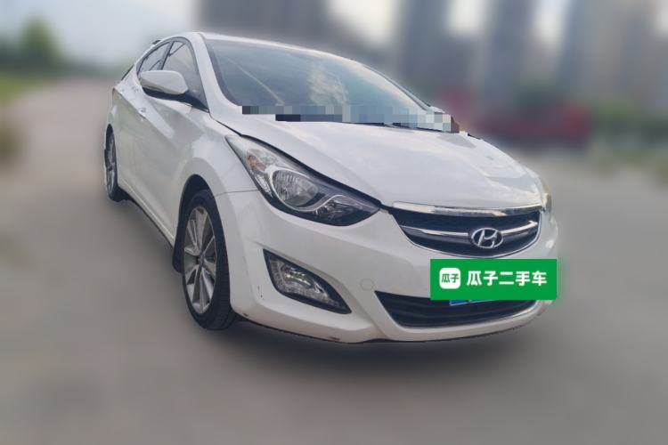 Used Hyundai Elantra (5th Generation / Langdong) 2015 1.6L Automatic Leading Model Front Right 45 Deg