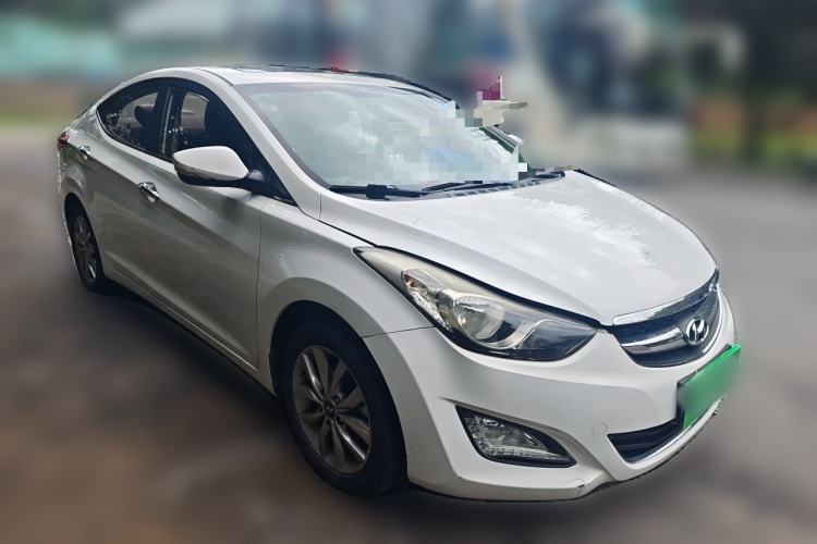 Used Hyundai Elantra (5th Generation / Langdong) 2015 1.6L Manual Leading Model Front Right 45 Deg