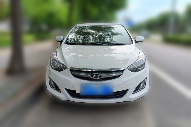 Used Hyundai Elantra (5th Generation / Langdong) 2015 1.6L Automatic Fashion Model Front