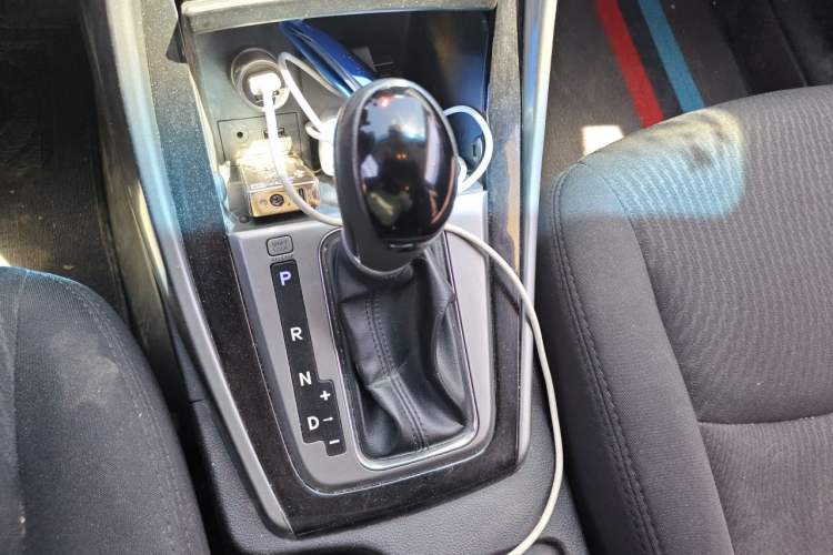Used Hyundai Elantra (5th Generation / Langdong) 2015 1.6L Automatic Leading Model Gear Lever