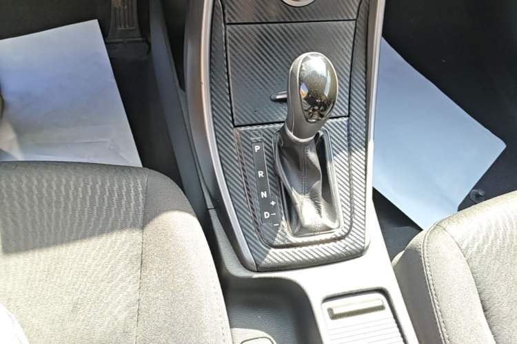 Used Hyundai Elantra (5th Generation / Langdong) 2015 1.6L Automatic Leading Model Gear Lever