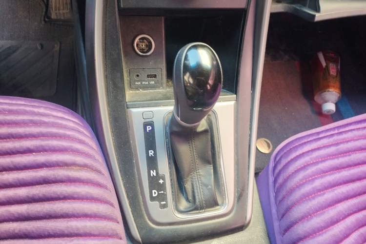 Used Hyundai Elantra (5th Generation / Langdong) 2015 1.6L Automatic Fashion Model Gear Lever