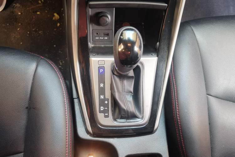 Used Hyundai Elantra (5th Generation / Langdong) 2015 1.6L Automatic Leading Model Gear Lever