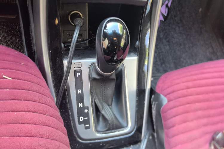 Used Hyundai Elantra (5th Generation / Langdong) 2015 1.6L Automatic Luxury Model Gear Lever