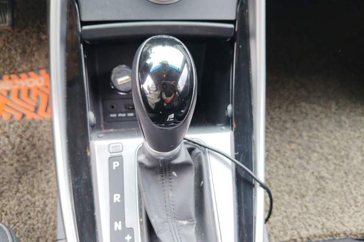 Used Hyundai Elantra (5th Generation / Langdong) 2015 1.6L Automatic Luxury Model Gear Lever
