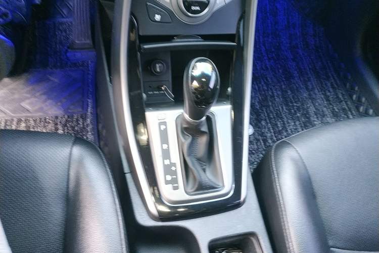 Used Hyundai Elantra (5th Generation / Langdong) 2015 1.6L Automatic Luxury Model Gear Lever