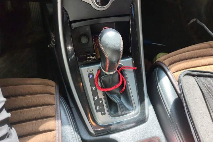 Used Hyundai Elantra (5th Generation / Langdong) 2015 1.6L Automatic Leading Model Gear Lever