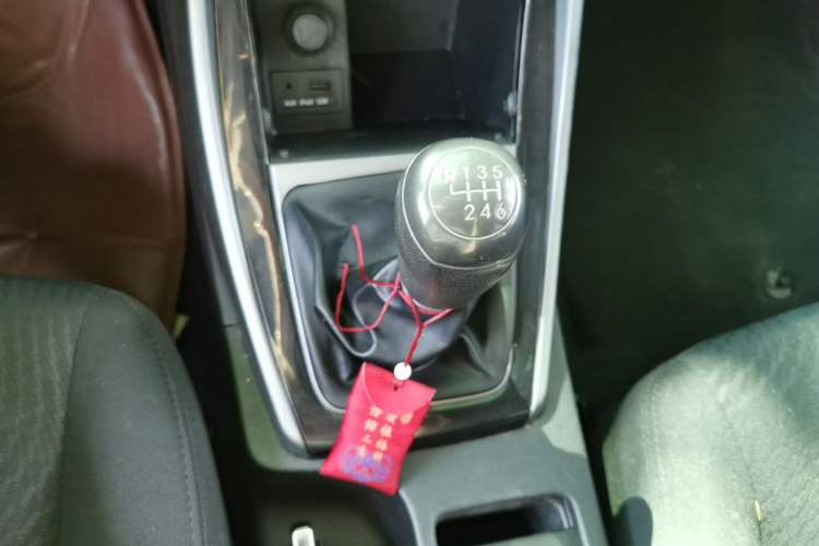 Used Hyundai Elantra (5th Generation / Langdong) 2015 1.6L Manual Leading Model Gear Lever