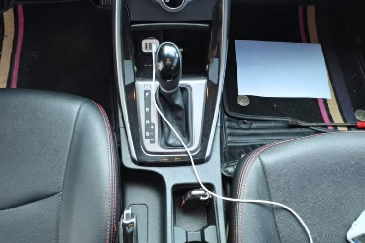 Used Hyundai Elantra (5th Generation / Langdong) 2015 1.6L Automatic Leading Model Gear Lever