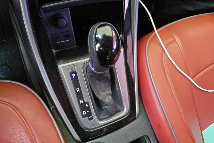Used Hyundai Elantra (5th Generation / Langdong) 2015 1.6L Automatic Leading Model Gear Lever