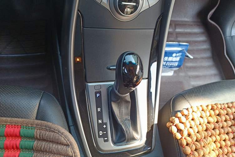 Used Hyundai Elantra (5th Generation / Langdong) 2015 1.6L Automatic Luxury Model Gear Lever