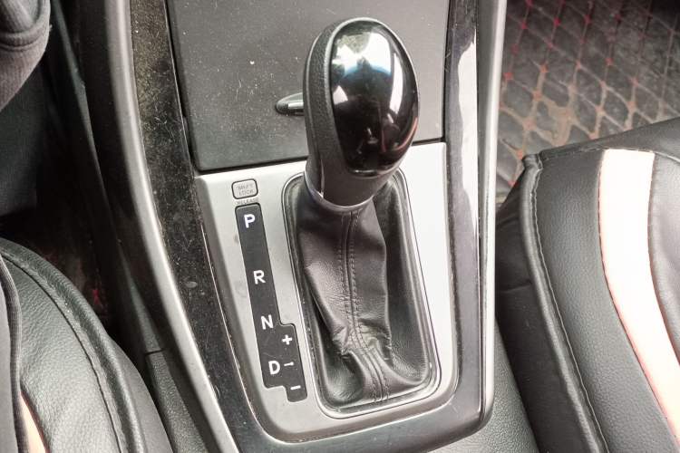 Used Hyundai Elantra (5th Generation / Langdong) 2015 1.6L Automatic Leading Model Gear Lever