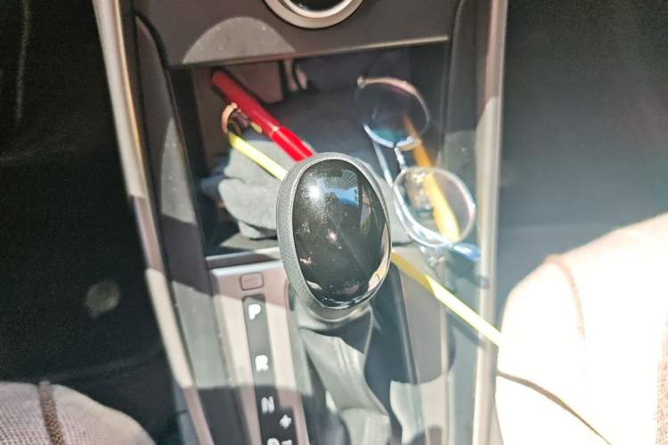 Used Hyundai Elantra (5th Generation / Langdong) 2015 1.6L Automatic Fashion Model Gear Lever