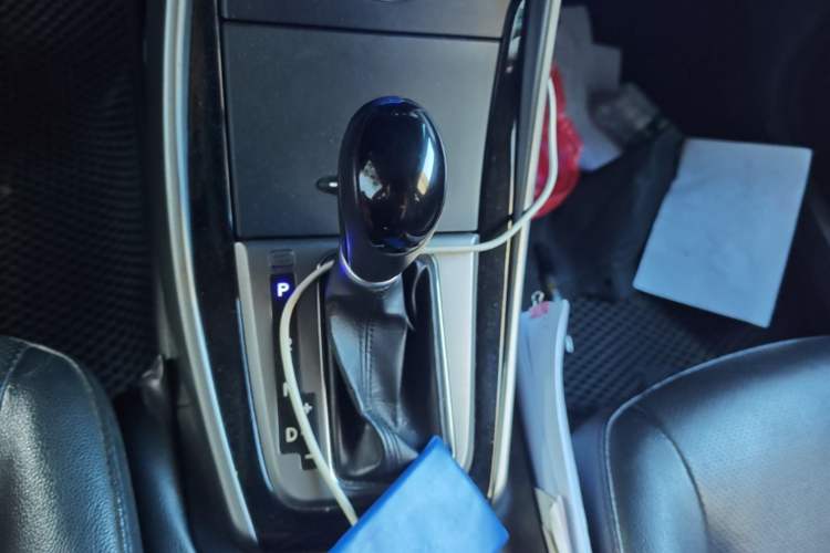 Used Hyundai Elantra (5th Generation / Langdong) 2015 1.6L Automatic Luxury Model Gear Lever