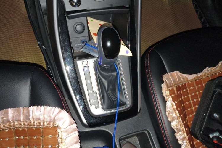 Used Hyundai Elantra (5th Generation / Langdong) 2015 1.6L Automatic Leading Model Gear Lever