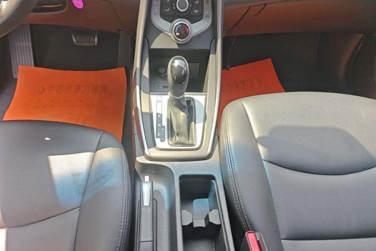 Used Hyundai Elantra (5th Generation / Langdong) 2015 1.6L Automatic Fashion Model Gear Lever