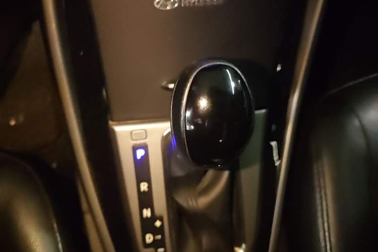 Used Hyundai Elantra (5th Generation / Langdong) 2015 1.6L Automatic Luxury Model Gear Lever